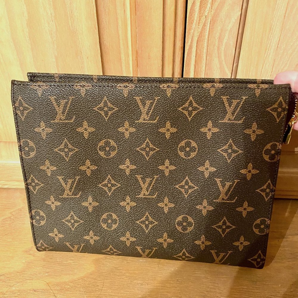Louis Vuitton envelope clutch